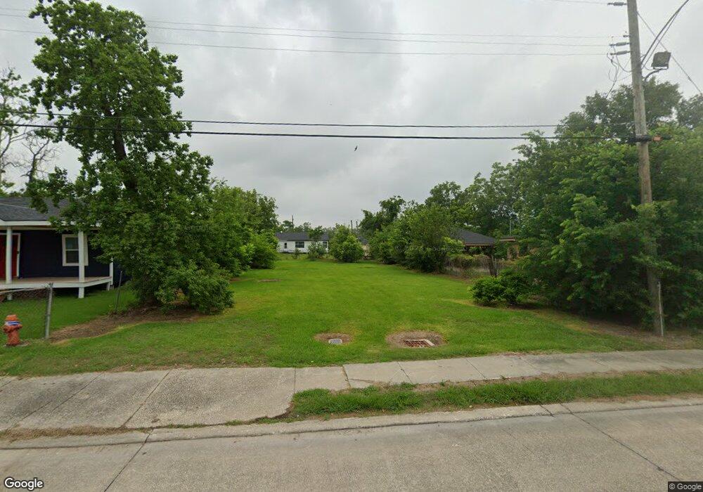 2533 Elaine St, Lake Charles, LA 70601 - photo 1