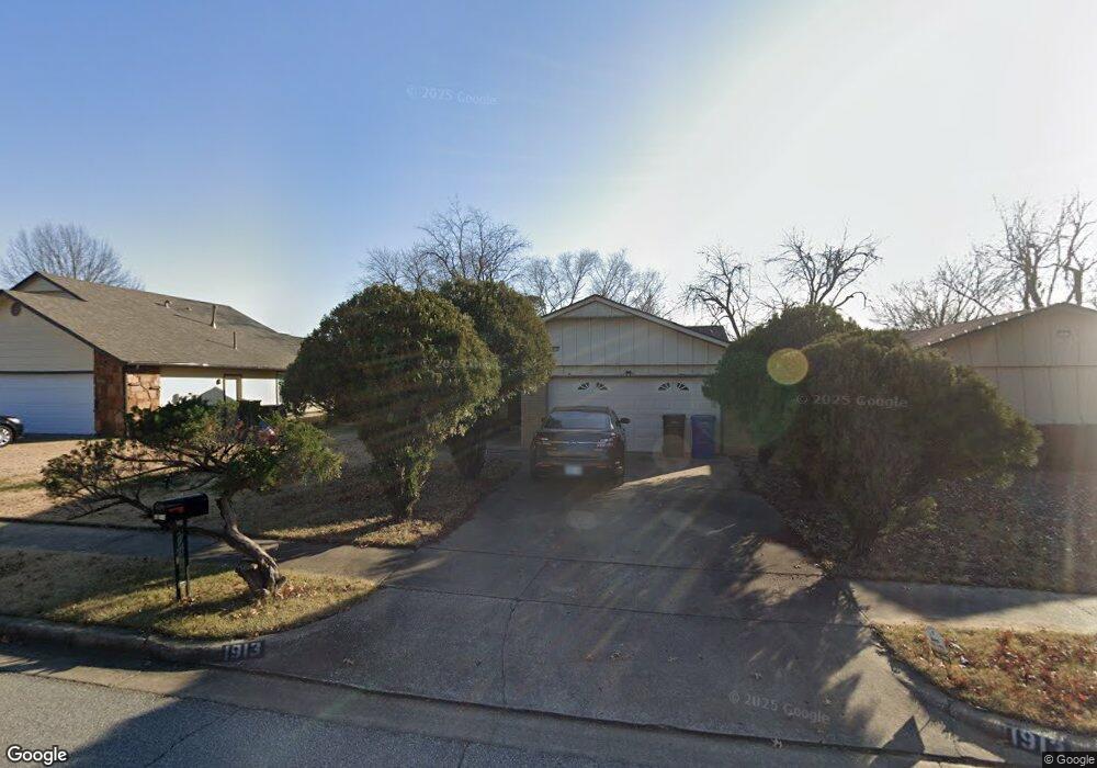 1913 W Honolulu St, Broken Arrow, OK 74012 - photo 1