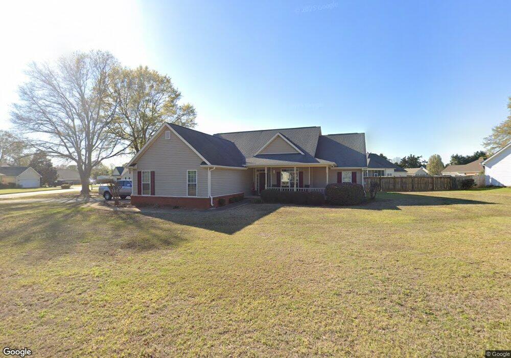 134 Crystal Ridge Cir, Byron, GA 31008 - photo 1