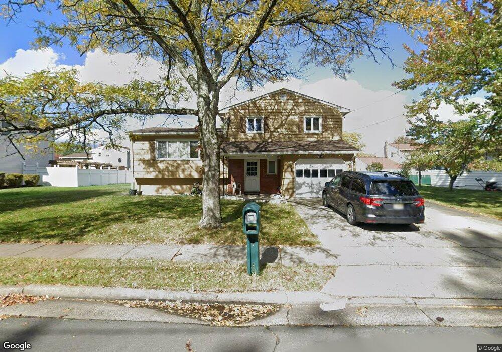 25 Frost Ave E, Edison, NJ 08820 - photo 1