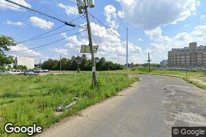 240 N 9th St, Camden, NJ 08102