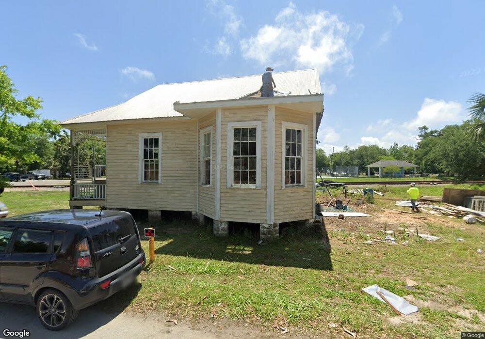 298 Easterbrook St, Bay St. Louis, MS 39520 - photo 1