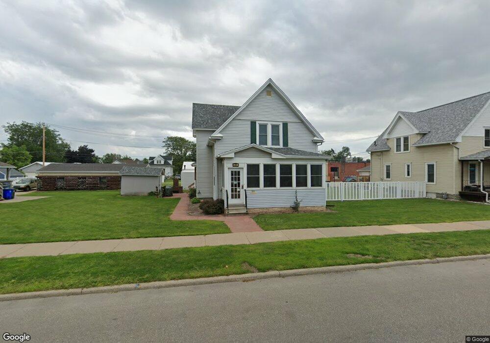 211 16th Ave SW, Cedar Rapids, IA 52404 - photo 1