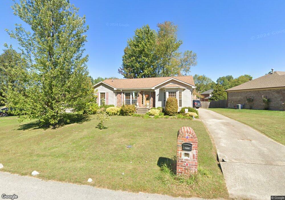 7609 Newton Ct, Louisville, KY 40228 - photo 1