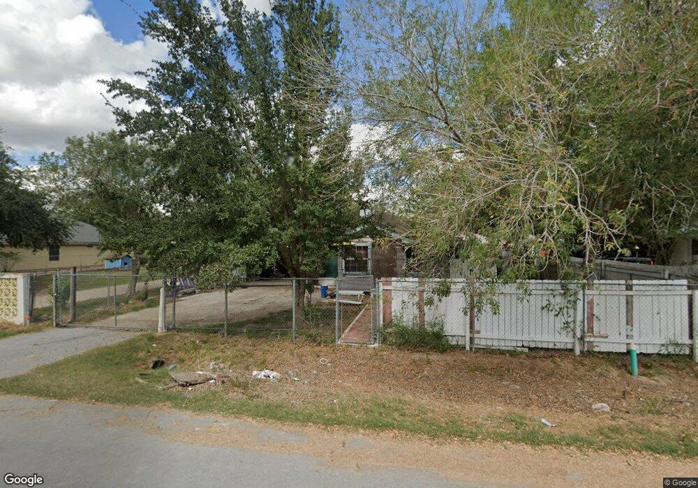 2306 John F. Kennedy St, Weslaco, TX 78596 - photo 1