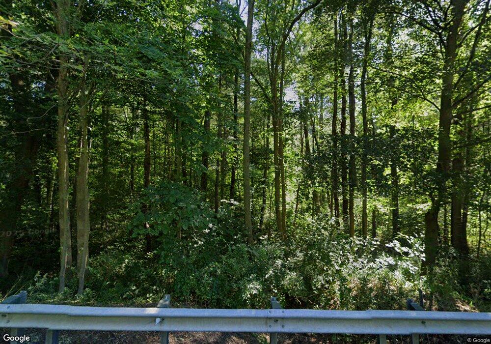 423 Greenwoods Rd W, Norfolk, CT 06058 - photo 1