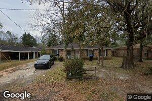 511 Holiday Ave, Chickasaw, AL 36611