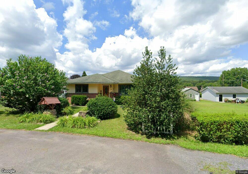 38 Lincoln Dr, Tamaqua, PA 18252 - photo 1