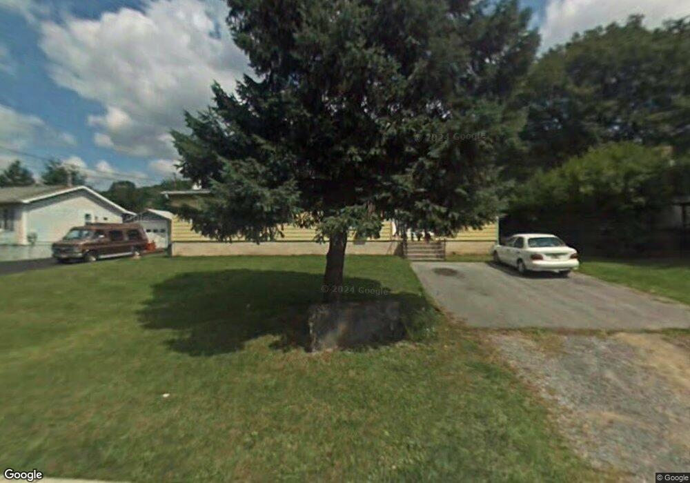 731 Williams Ave, Walnutport, PA 18088 - photo 1