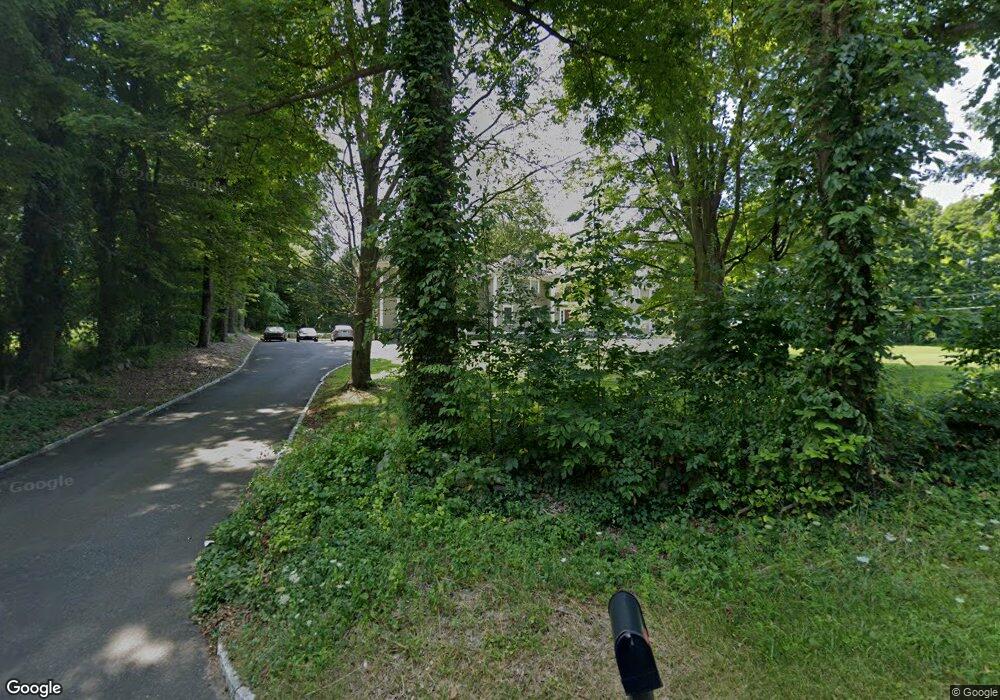 535 N Salem Rd, Ridgefield, CT 06877 - photo 1