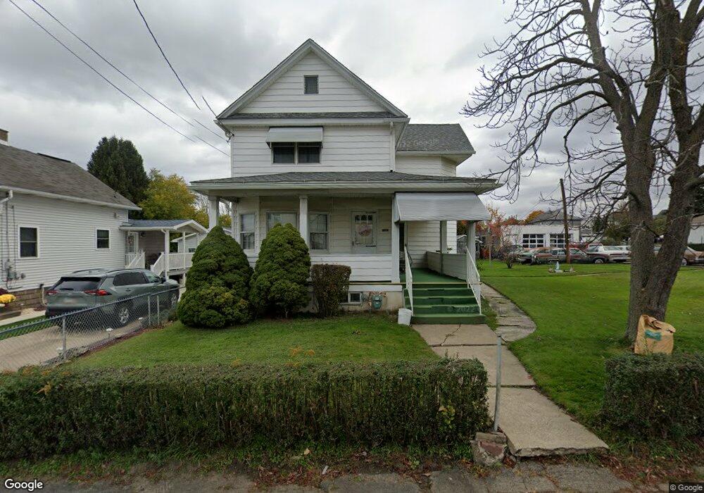 709 E Warren St, Dunmore, PA 18512 - photo 1