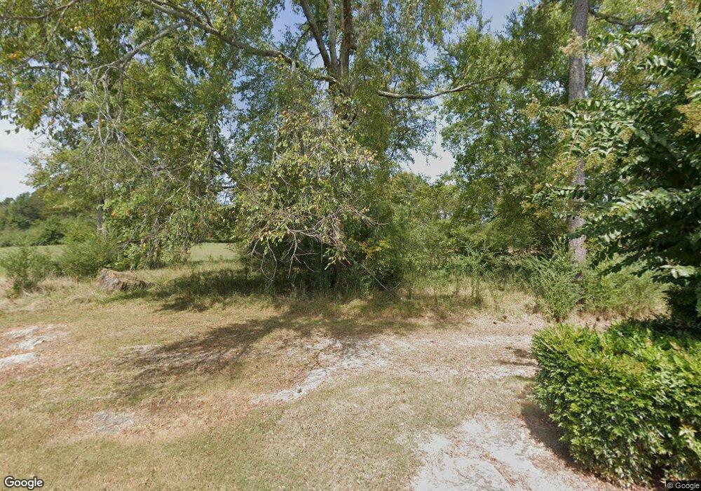 380 Cumberland Dr NE, Calhoun, GA 30701 - photo 1