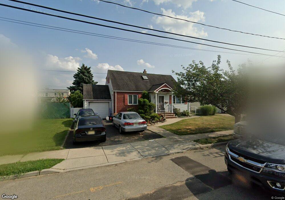 92 Oxford Ave, Saddle Brook, NJ 07663 - photo 1