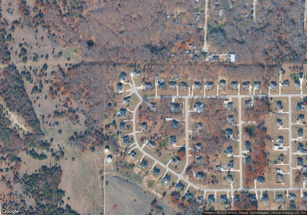 325 Scenic Wood Dr, Azle, TX 76020 - photo 1