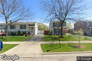 539 N Pine St, Waukegan, IL 60085