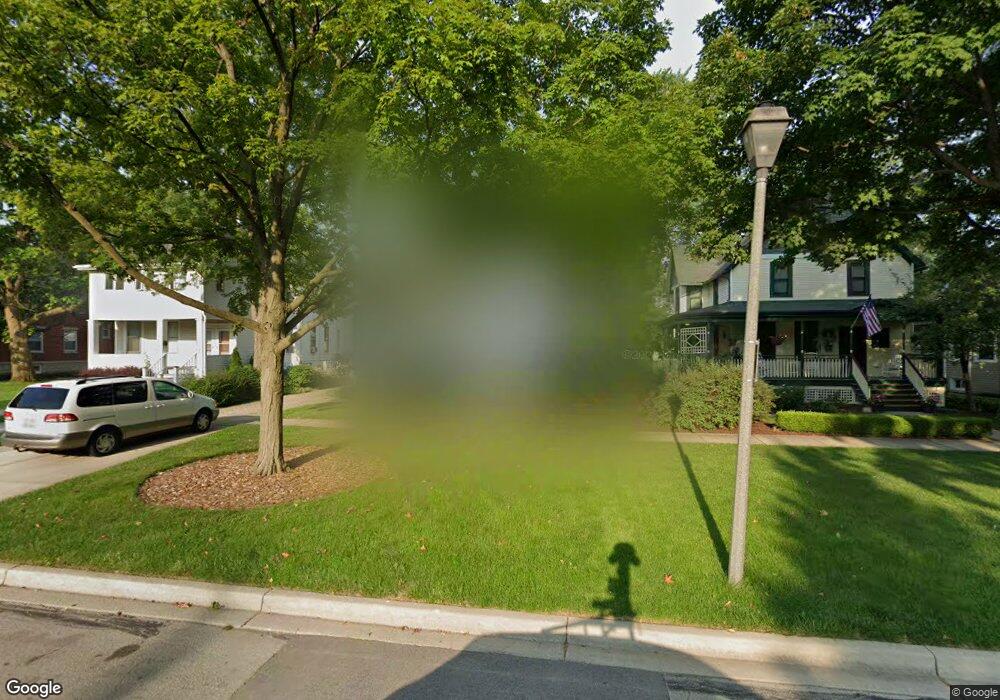 136 N Elm Ave, Elmhurst, IL 60126 - photo 1