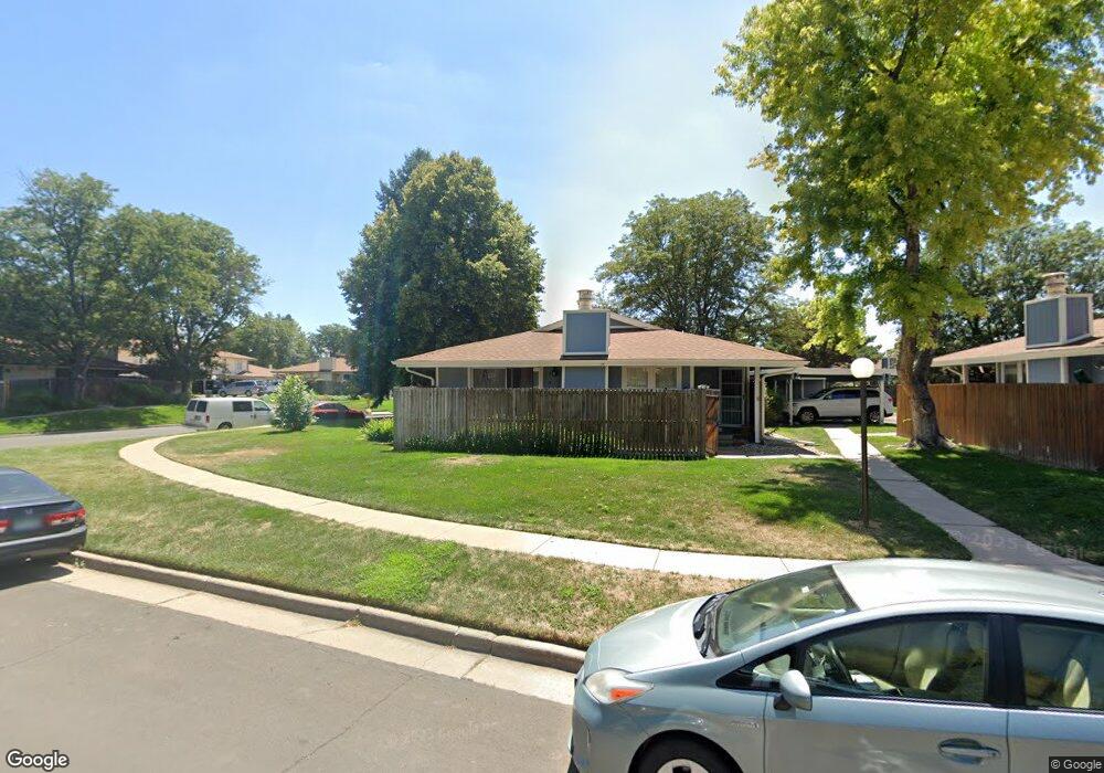 203 S Newark Cir, Aurora, CO 80012 - photo 1