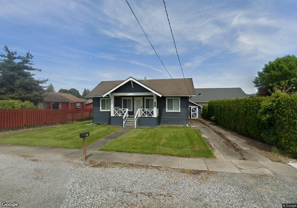 420 E 3rd St, Sumas, WA 98295 - photo 1