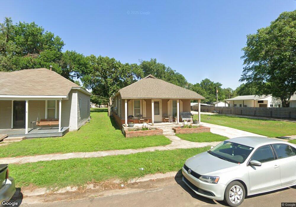 128 S 3rd St, Colwich, KS 67030 - photo 1