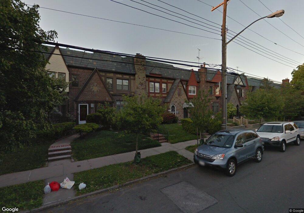 14807 Willets Point Blvd, Whitestone, NY 11357 - photo 1