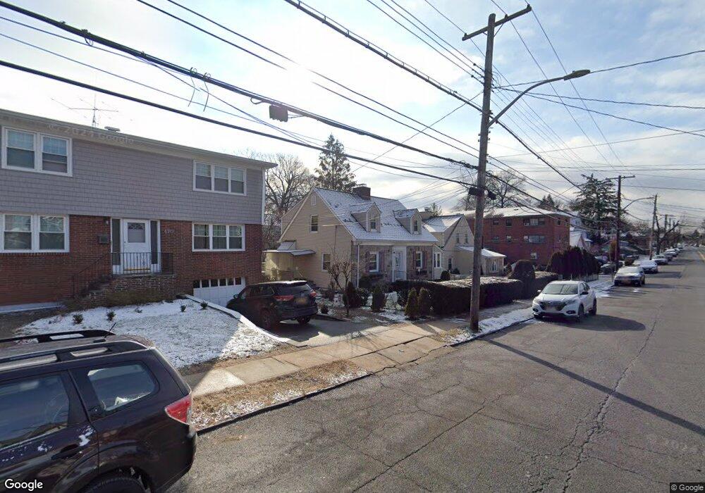 626 Kimball Ave, Yonkers, NY 10704 - photo 1