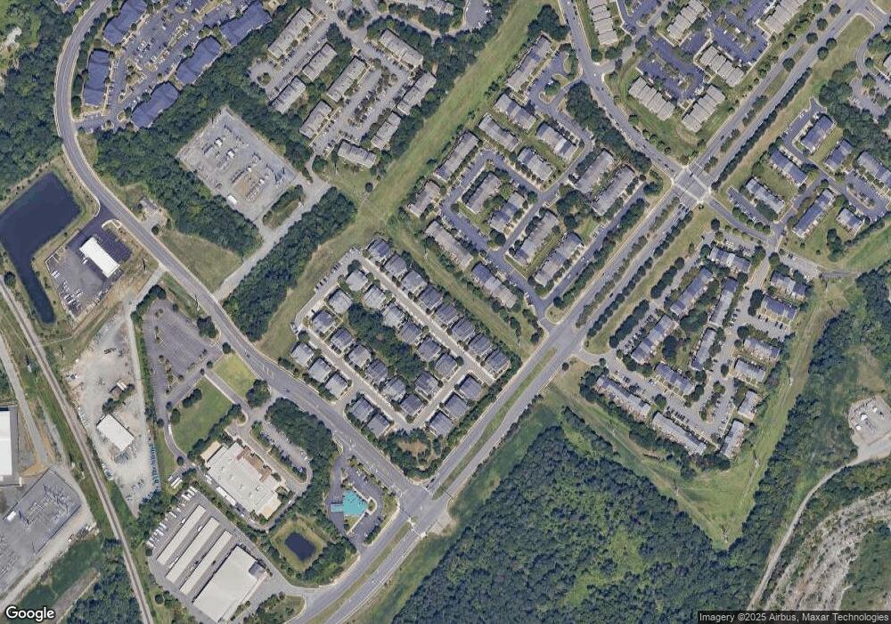 11198 Wortham Crest Cir unit 94, Manassas, VA 20109 - photo 1