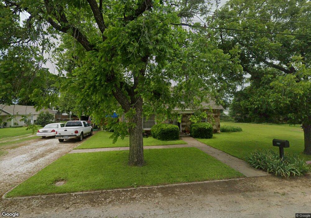 1707 N Robinson St, Cleburne, TX 76031 - photo 1