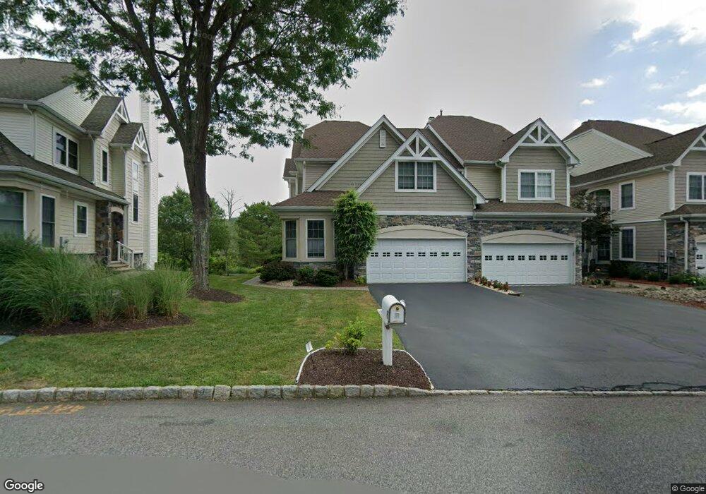 8 Cobblestone Ct, Oakland, NJ 07436 - photo 1