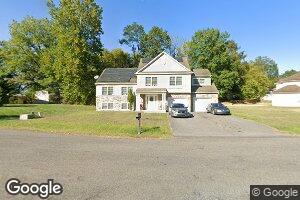 212 Dryden Rd, Stroudsburg, PA 18360