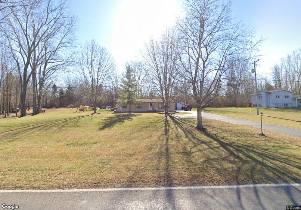 3572 E Hubbard Rd, Midland, MI 48642 - photo 1