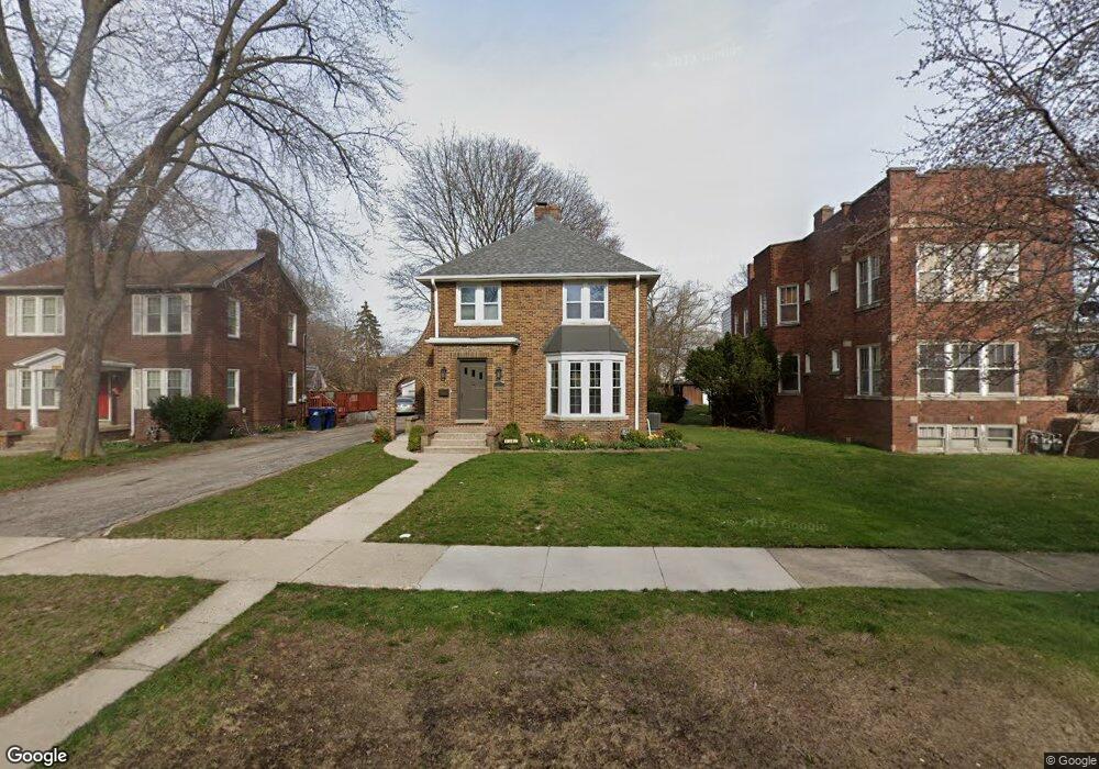 1317 N Jackson St, Waukegan, IL 60085 - photo 1