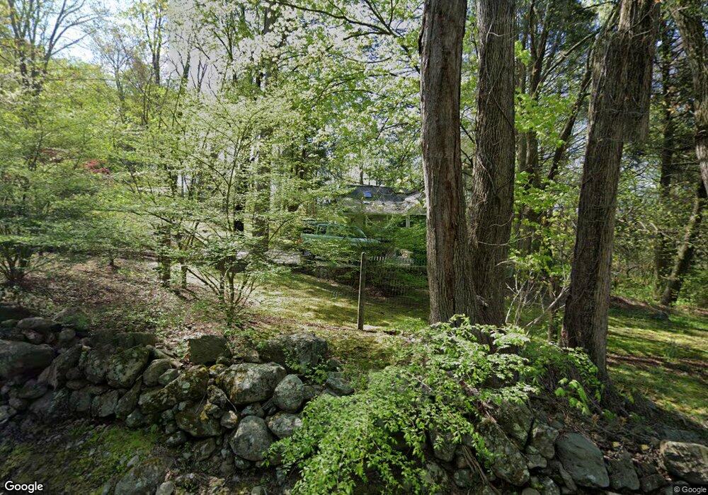 1595 Journeys End Rd, Croton On Hudson, NY 10520 - photo 1