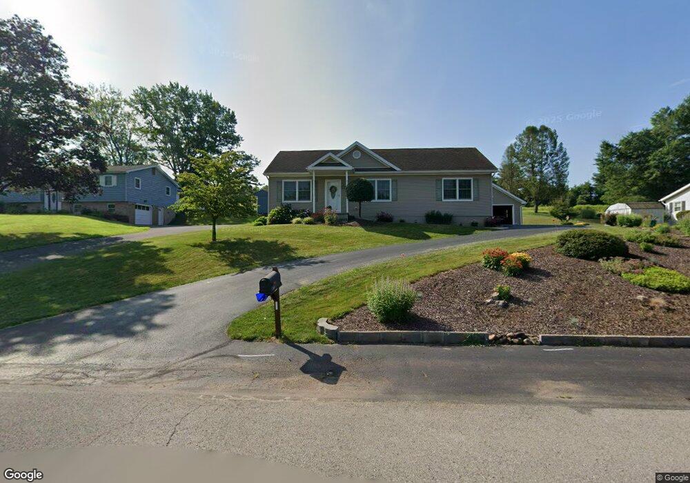 208 Hemlock Ln, Bloomsburg, PA 17815 - photo 1