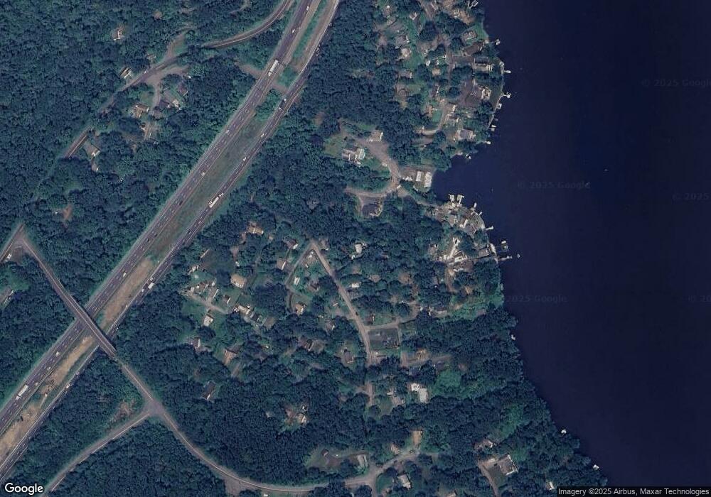 7 Locust Ln, Sandy Hook, CT 06482 - photo 1