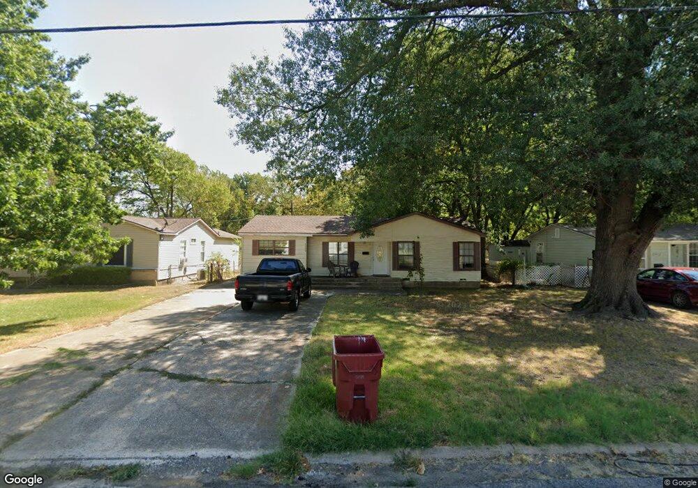 1232 Pecan St, Bonham, TX 75418 - photo 1