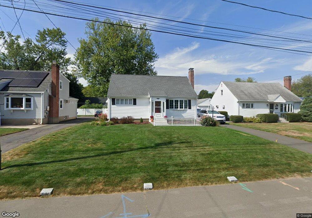 3 Lewis Ln, West Hartford, CT 06110 - photo 1