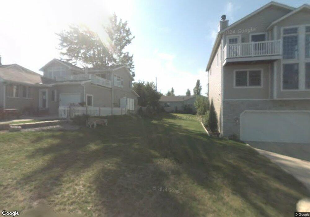 4432 Edgewater Dr, Sheffield Lake, OH 44054 - photo 1