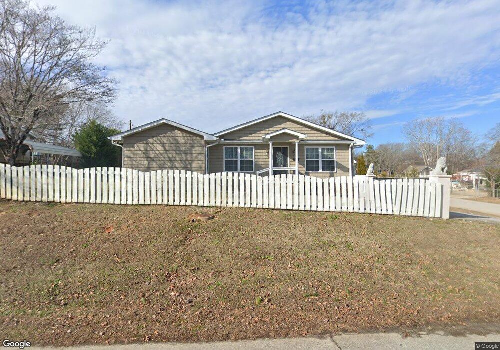 300 Old Farm Rd, Moore, SC 29369 - photo 1