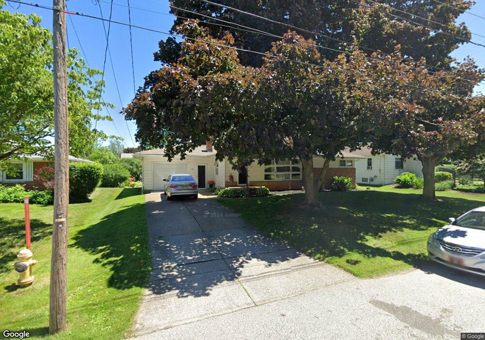 2827 Midland Dr, Erie, PA 16506 - photo 1