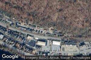 48 Pine St, Logan, WV 25601