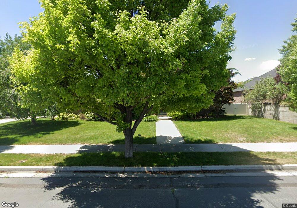 10512 S Hemisphere Ct, South Jordan, UT 84095 - photo 1
