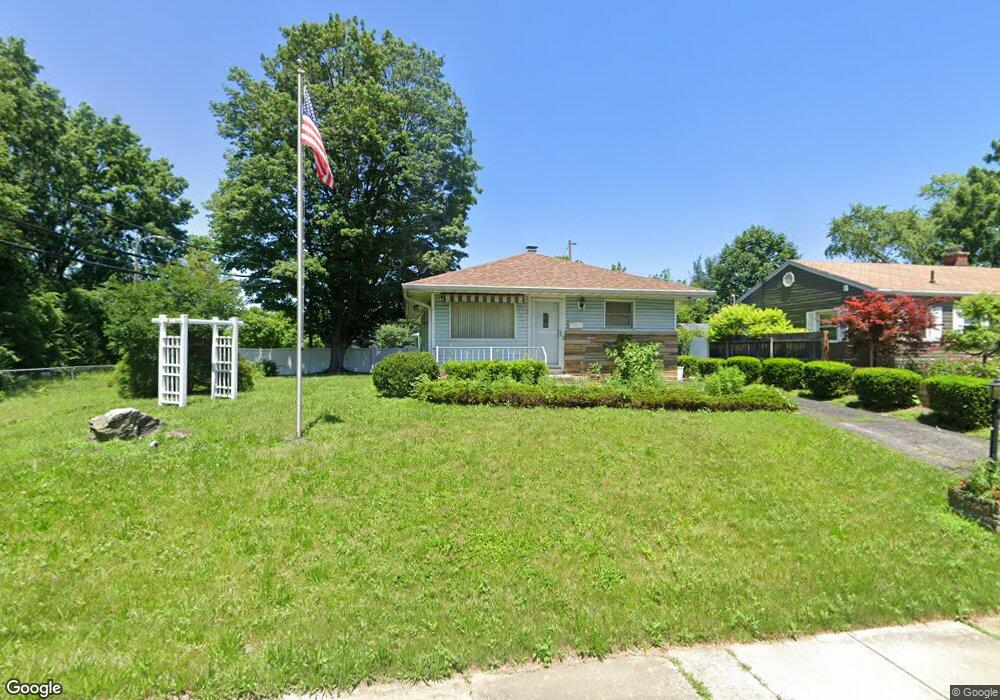 1828 E Beaumont Rd, Columbus, OH 43224 - photo 1