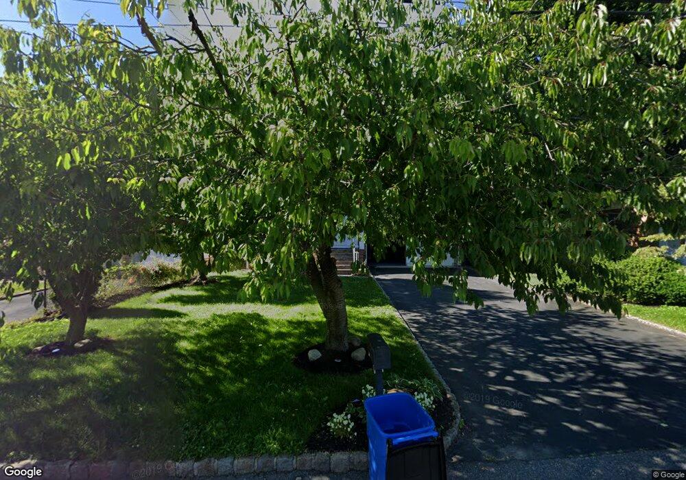 16 Downing Ave, Sea Cliff, NY 11579 - photo 1