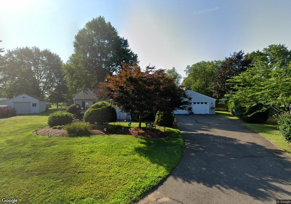 21 Laurel Rd, Windsor Locks, CT 06096 - photo 1