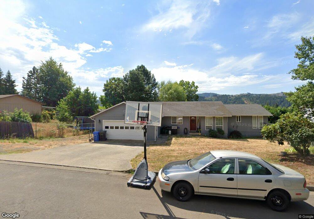1738 E Sixth Ave, Sutherlin, OR 97479 - photo 1