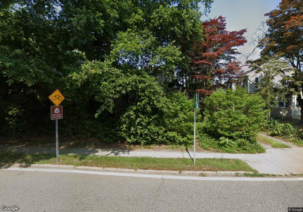 526 Broadway, Newport, RI 02840 - photo 1