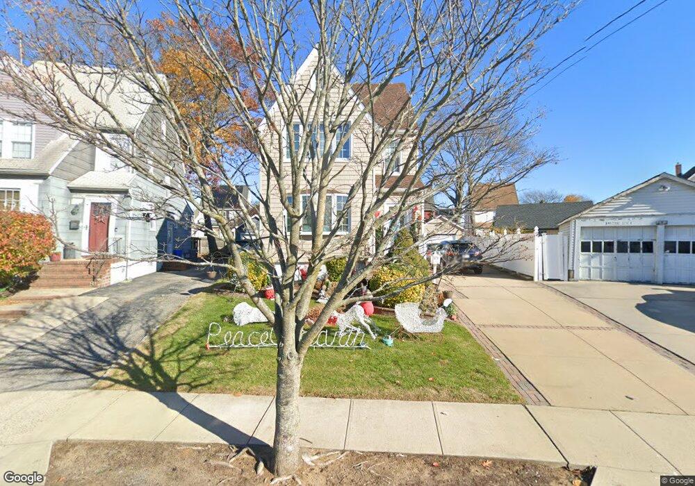 65 Carstairs Rd, Valley Stream, NY 11581 - photo 1