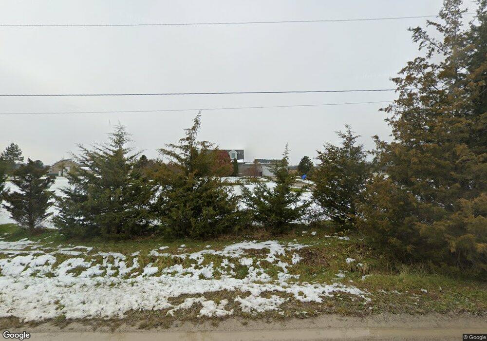 10327 Otter Rd, Carleton, MI 48117 - photo 1