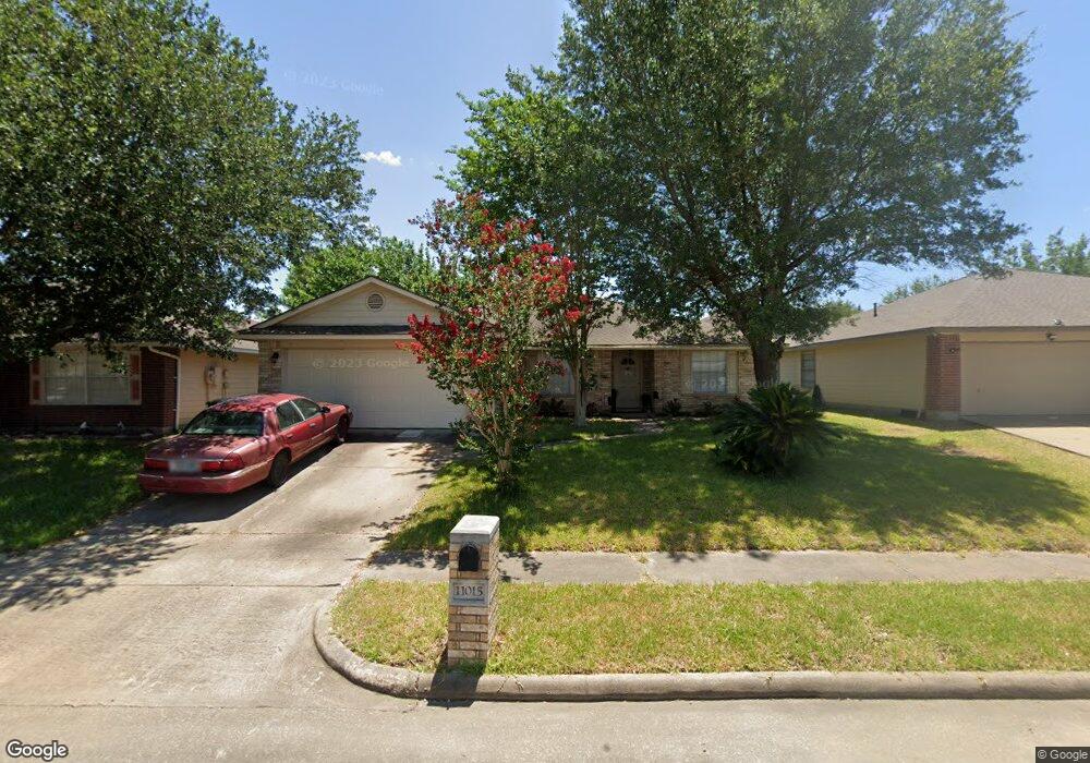 11015 Linden Gate Dr, Houston, TX 77075 - photo 1