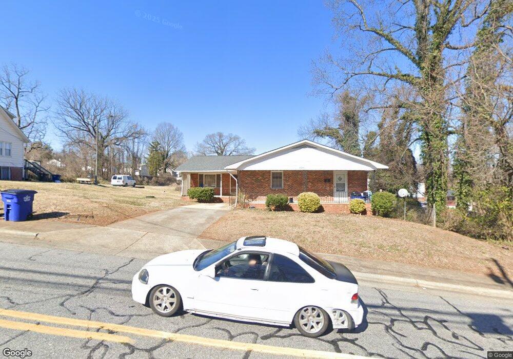 2041 E 14th St, Winston Salem, NC 27105 - photo 1
